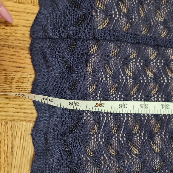 Coastal Grandm Large lace navy shift dress with stretch - Picture 10 of 11